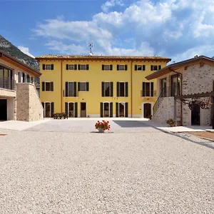  Alloggio per agriturismo Tre Forti Italia