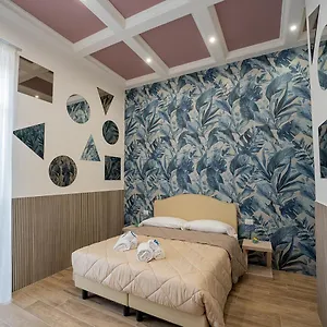 Pc Boutique H Centro, By Clapa Group *** Neapol