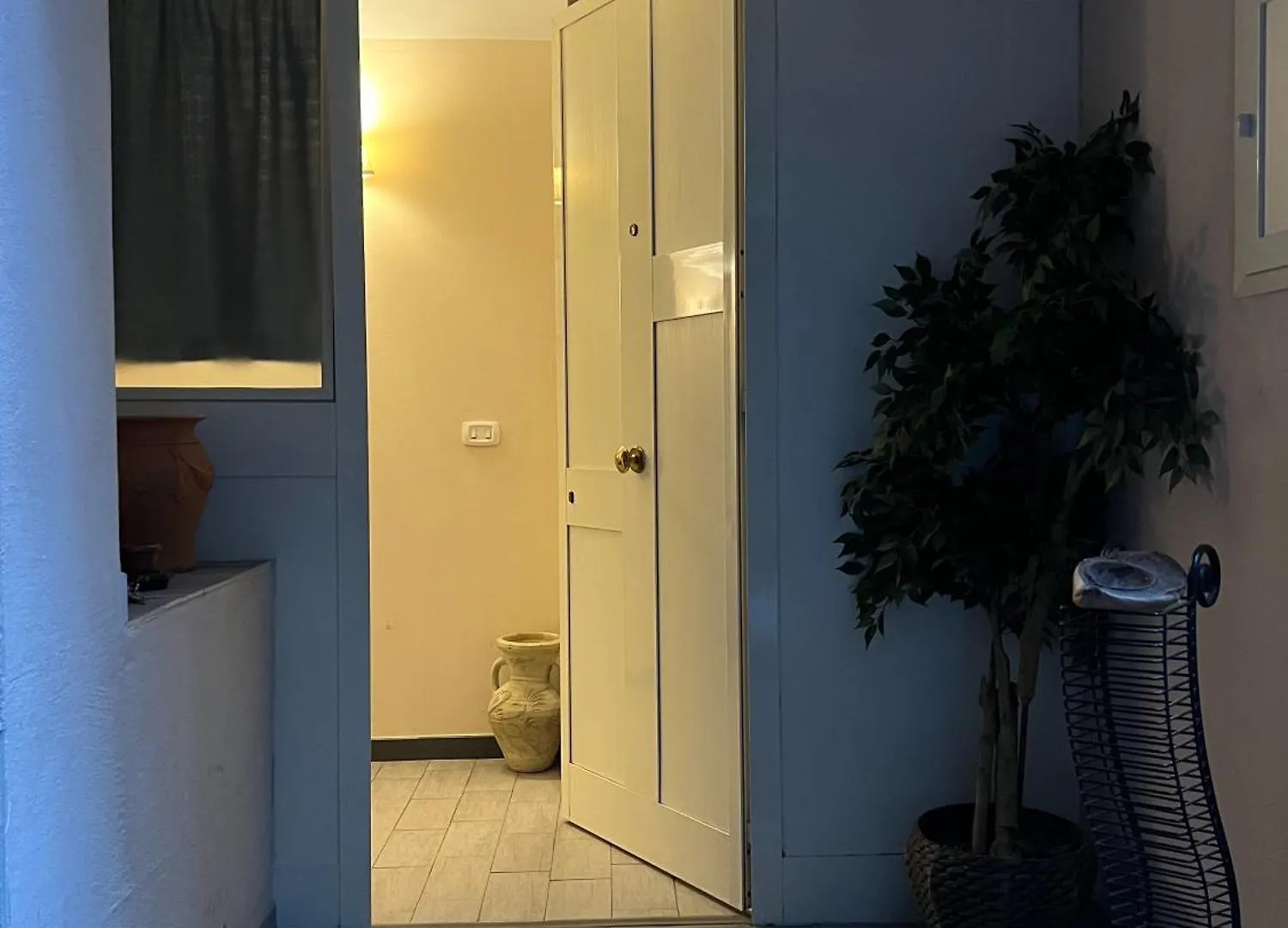 B&B La Dimora Di Nettuno Naples Italy
