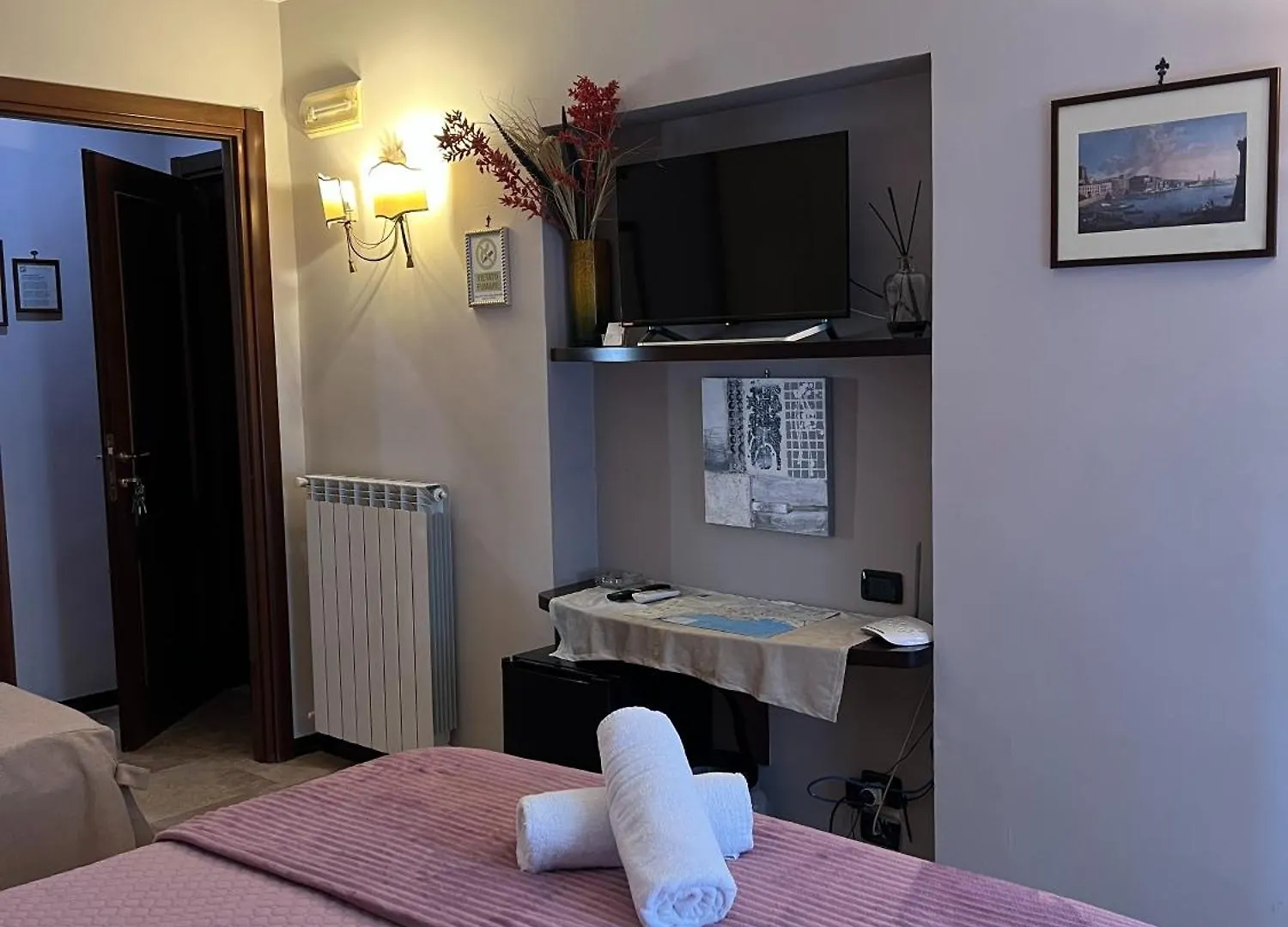 Bed & Breakfast B&B La Dimora Di Nettuno Naples