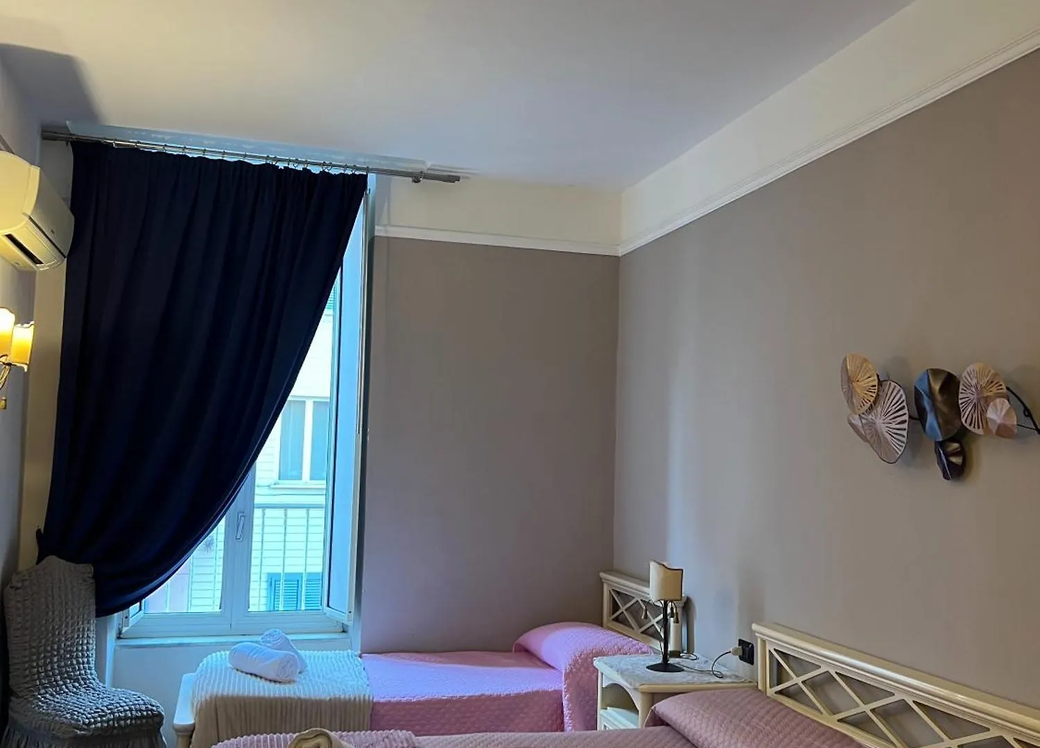 B&B La Dimora Di Nettuno Naples 3*,  Italy