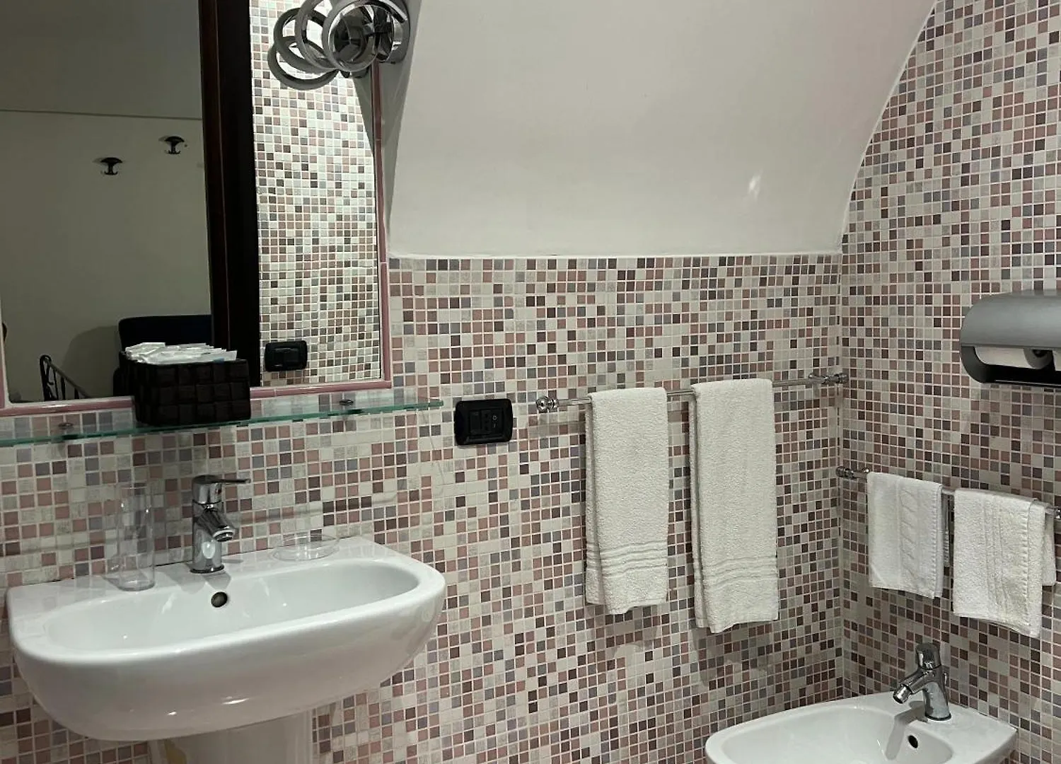 B&B La Dimora Di Nettuno Naples 3*,