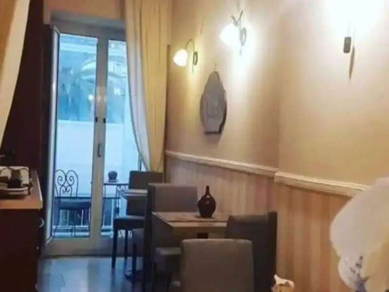 *** Couette-café B&B La Dimora Di Nettuno Naples Italie