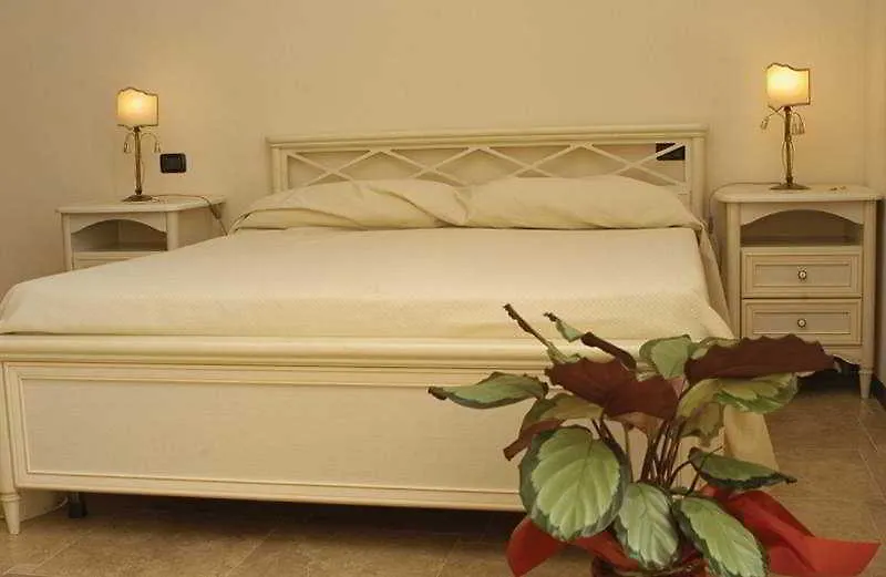 B&B La Dimora Di Nettuno Neapol 3*,  Itálie